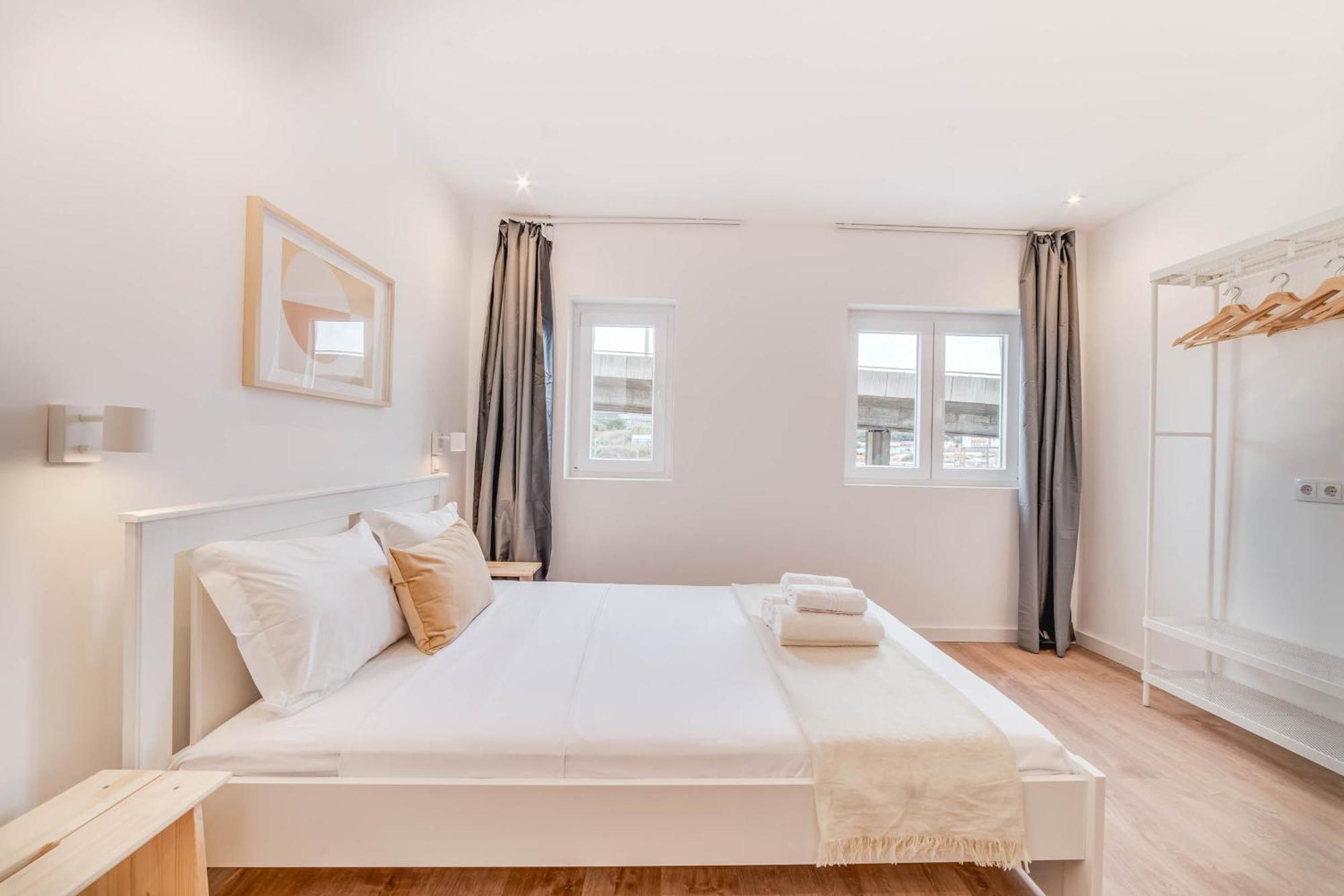 Blue Charm - Campolide Apartments Lisbon Bagian luar foto